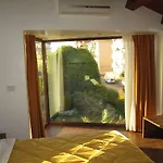 Elisir Frühstückspension 4*