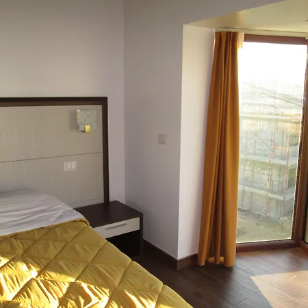 לינה וארוחת בוקר Elisir גלה