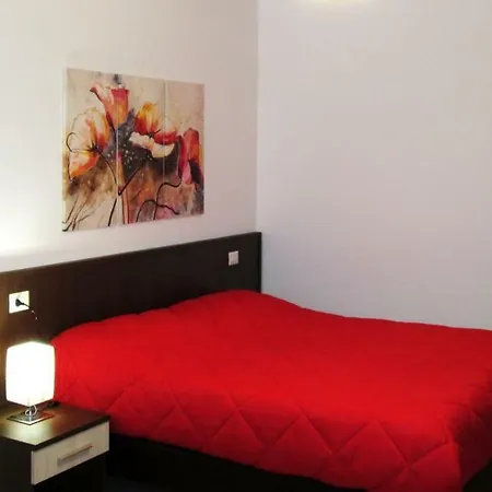 לינה וארוחת בוקר Elisir