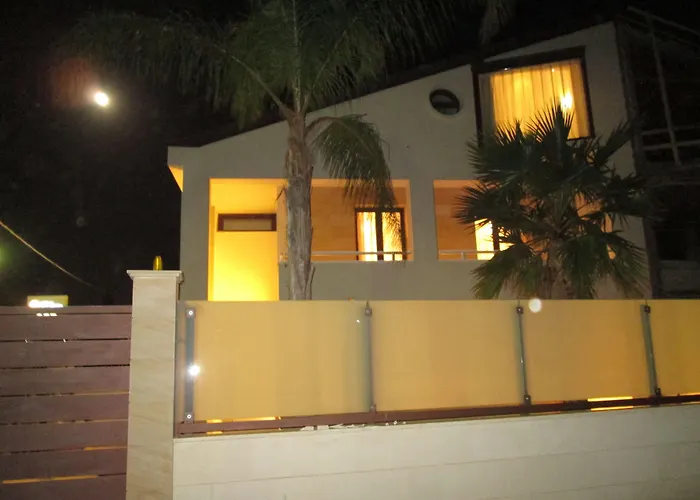 住宿加早餐酒店 Elisir 杰拉